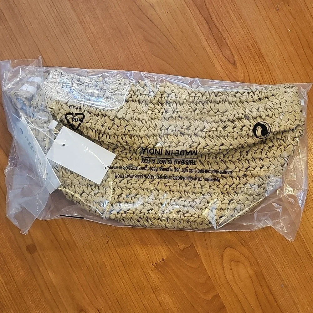 Lu & Elle Across The Waves Sling Bag in Tan•NWT! - Picture 8 of 12